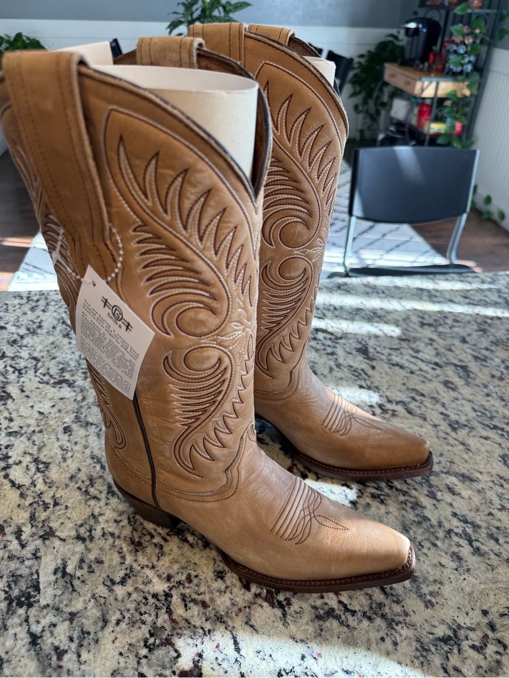 Women's Circle G Cowgirl Boots. Brand New! With tags. Size 7.5